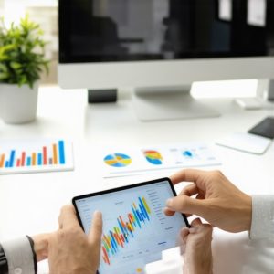 Analytics & SEO: Boost Conversion Rate & Build Trust in 2024